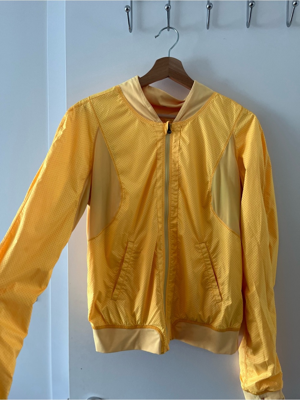 Lululemon (2013) ‘Two To Make It True’ Jacket - see description